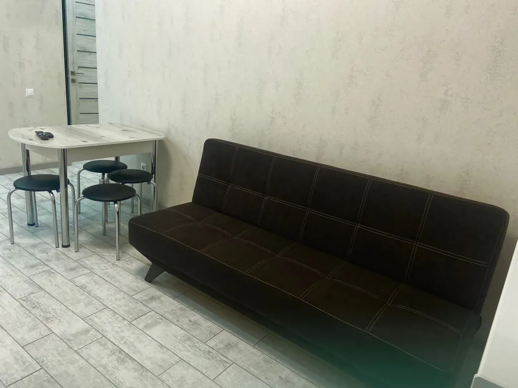 Уютная, новая квартира ЖК Самоцветы