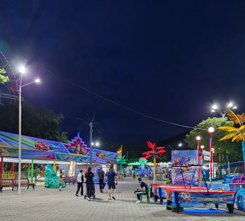 Семейная комната с балконом и личным внешним санузлом