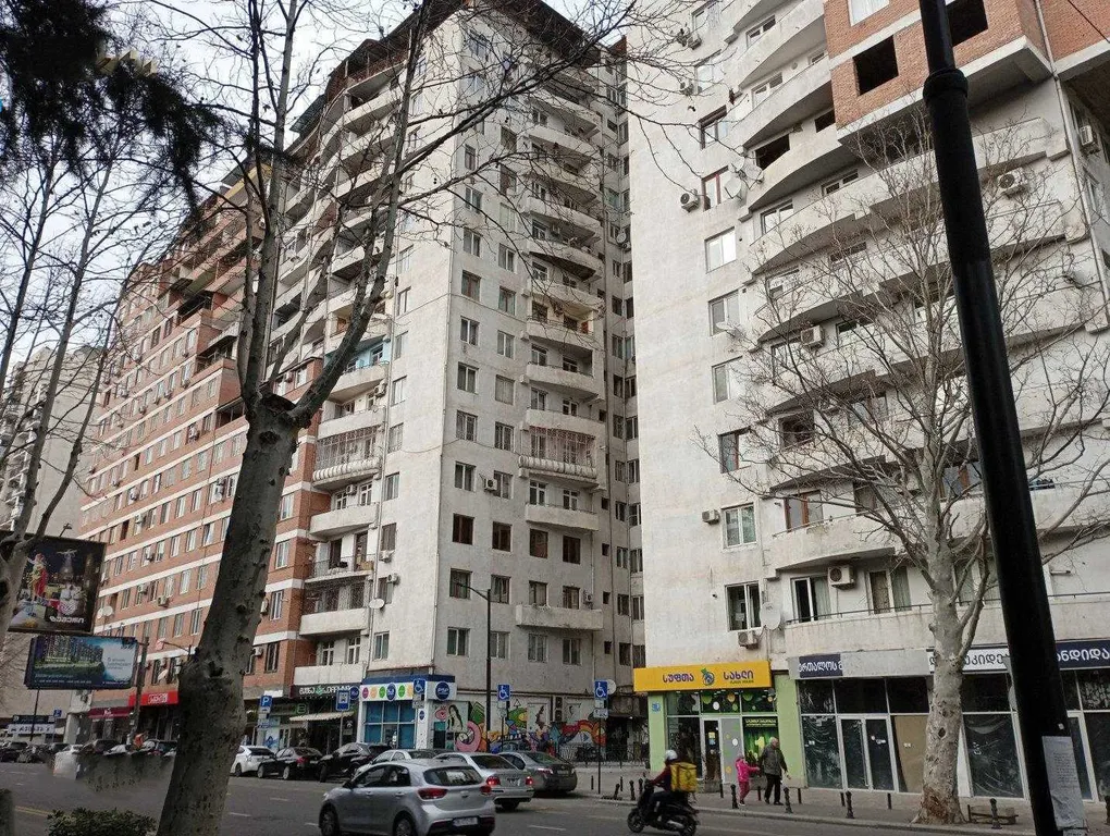 Квартира с новым ремонтом