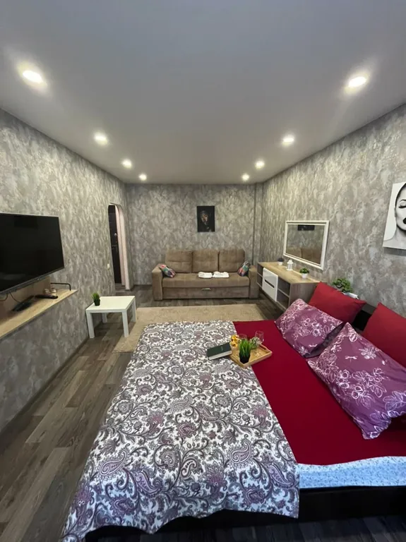 Однокомнатная квартира рядом с Волгой