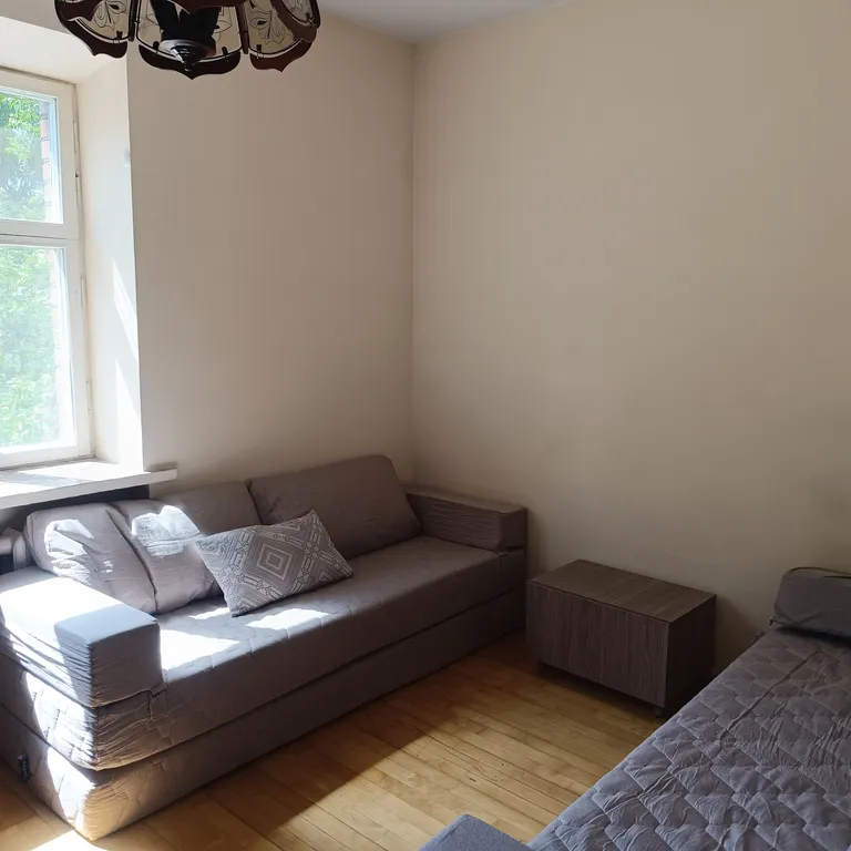 Вместительный, теплый дом на берегу реки Воря