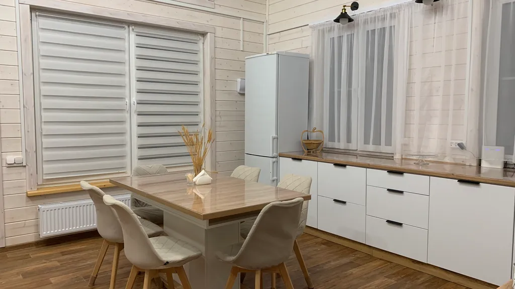 Уютный современный дом с террасой и банным чаном на участке 17 соток