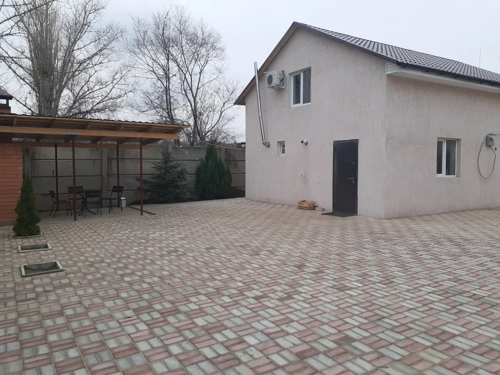 Новый дом для большой компании