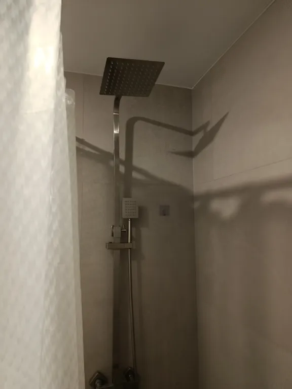 Двухкомнатная квартира у моря с видом на горы