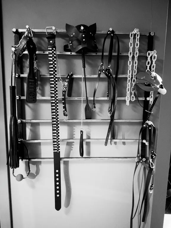 Апартаменты красная комната