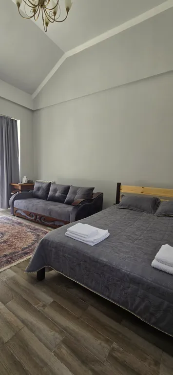 Квартира Семейный улучшенный с видом на парк — аренда посуточно в Нальчик