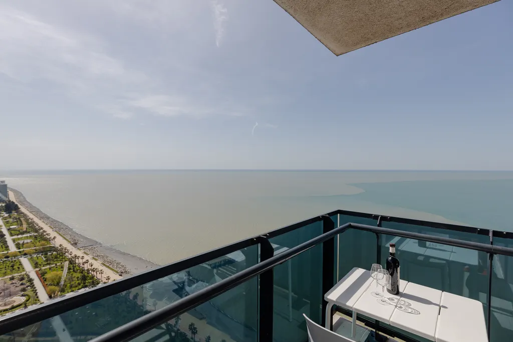 Двухкомнатные апартаменты с видом на море