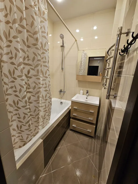 Квартира возле парка "Краснодар" (2-х комнатная)