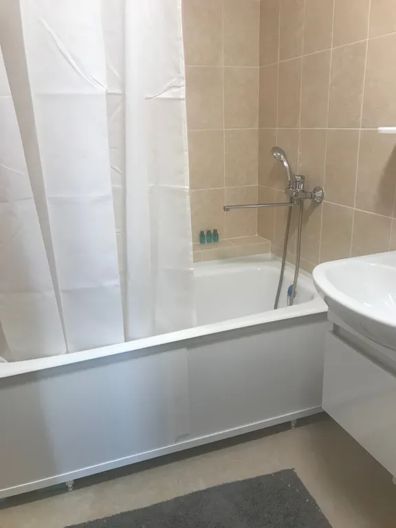 Апартаменты солнечные с двумя балконами