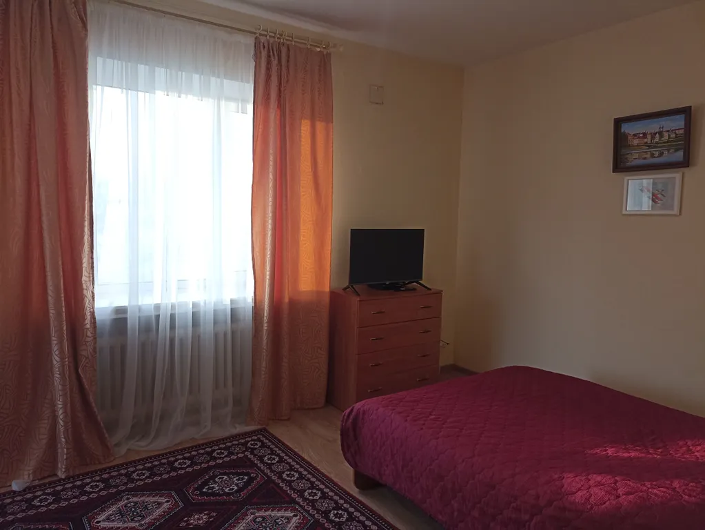 Просторные апартаменты в центре с видом на озеро