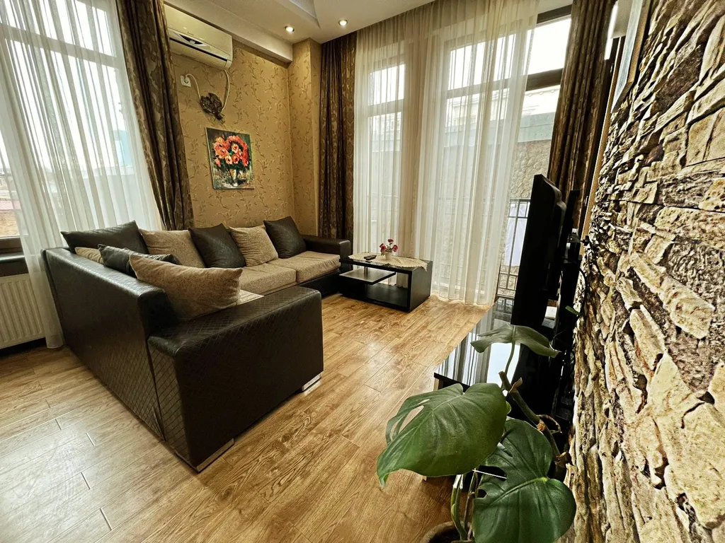 Комфортная квартира в старом Тбилиси