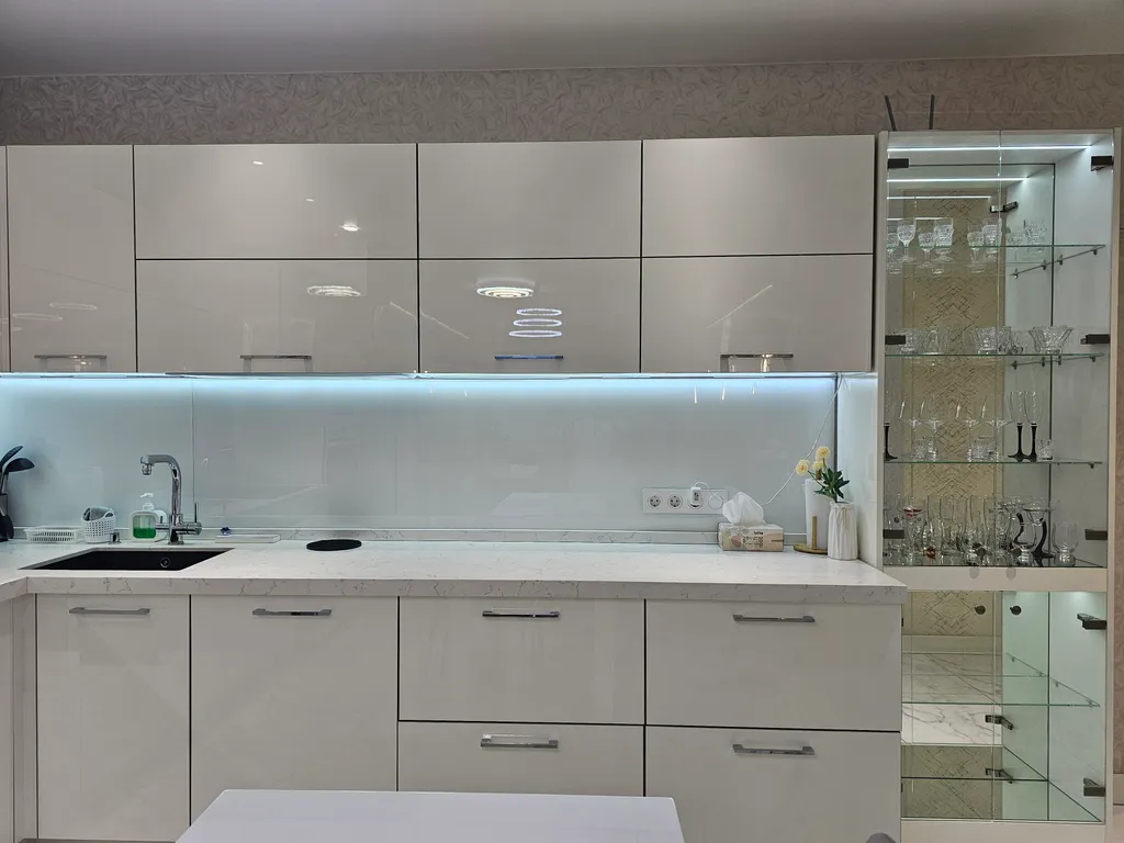 3х ком.кв 100 кв.м в центре район Фуникулёра