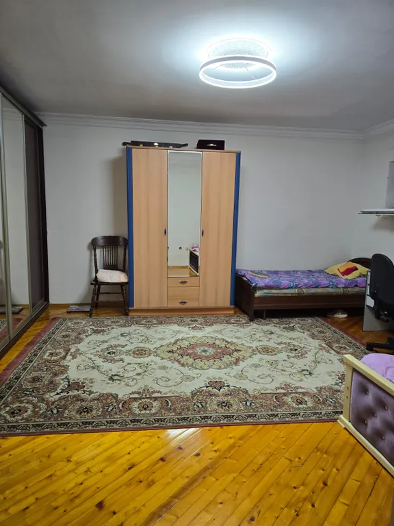 Дом с бассейном