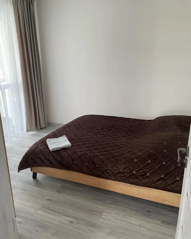 Коттедж с теплым бассейном и баней в 15 минутах от города