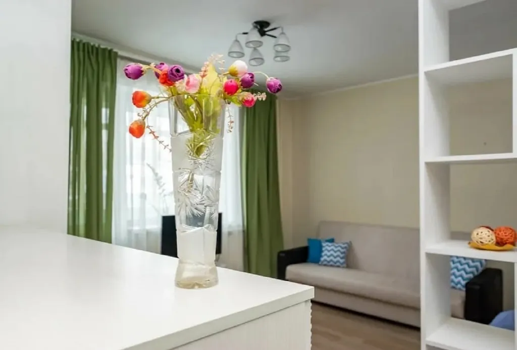 Уютная квартира рядом с ТРК Семья