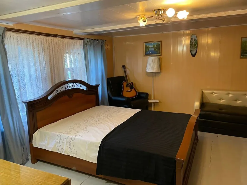 Дом 2 этажа на 10 гостей с сибирским чаном и баней