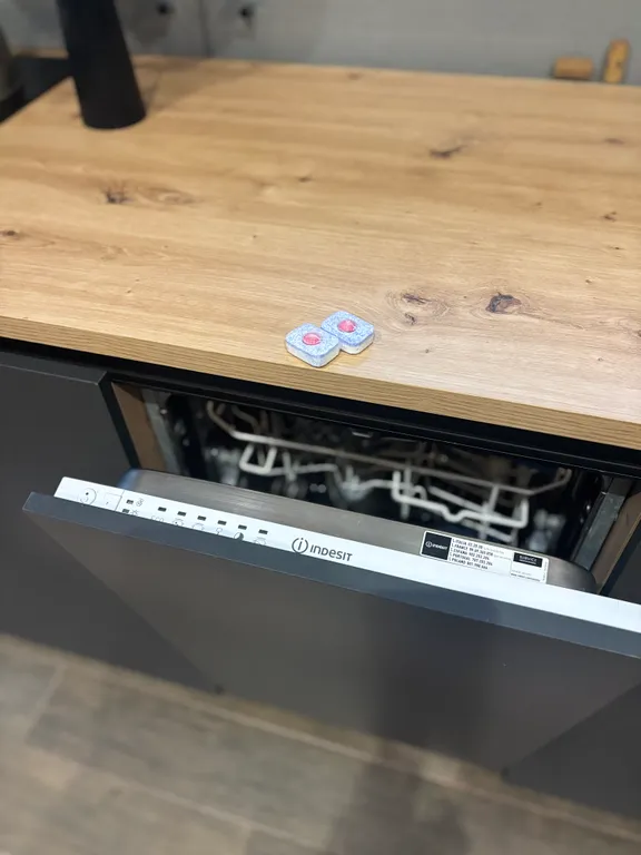 Новый, уютный дом