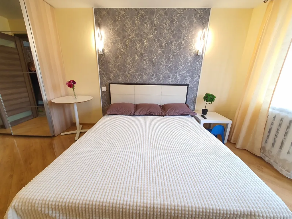 Квартира Квартира Apartlux — Екатеринбург