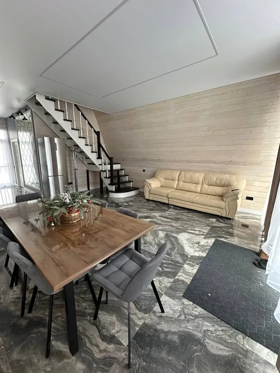 Апартаменты с видом на сосновый лес