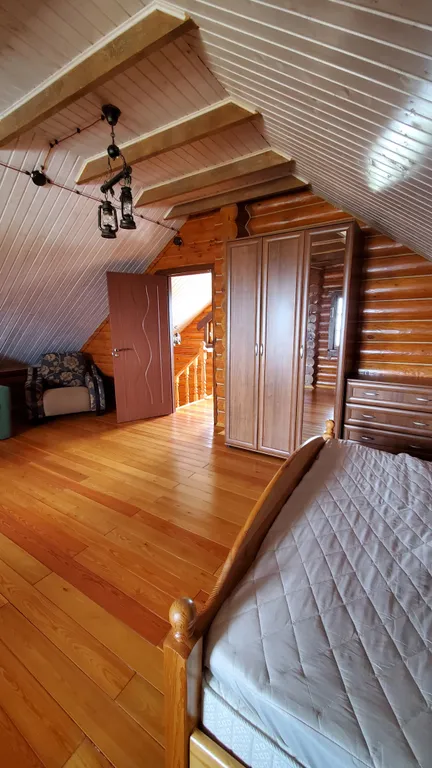 Дом с видом на озеро Волго