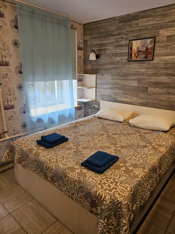 Комната — аренда посуточно в Санкт-Петербург