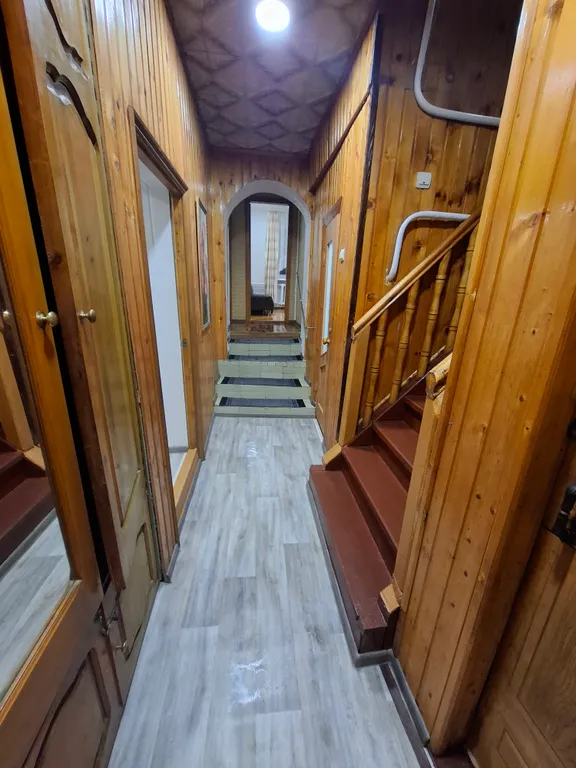 Тихий уютный дом вдали недалеко от центра, рядом с Московским вокзалом