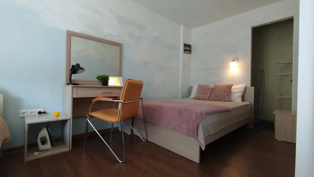 Квартира Двухкомнатный квартапарт в историческом центре — аренда посуточно в Великий Новгород