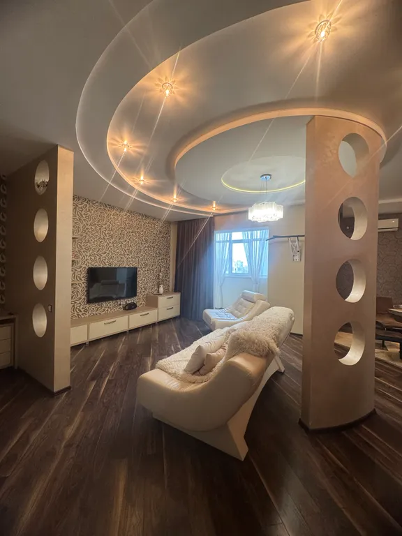 Элитная квартира с джакузи и прекрасным видом на город в самом центре — аренда посуточно в Хабаровск