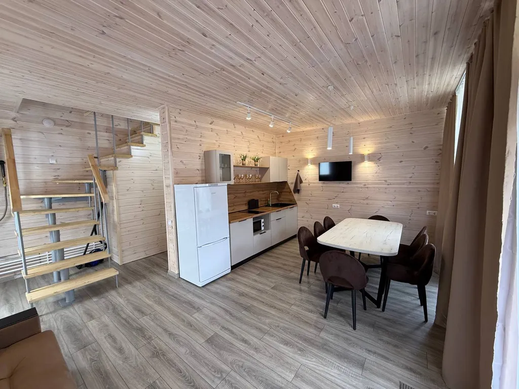 Шале на берегу озера Тургояк