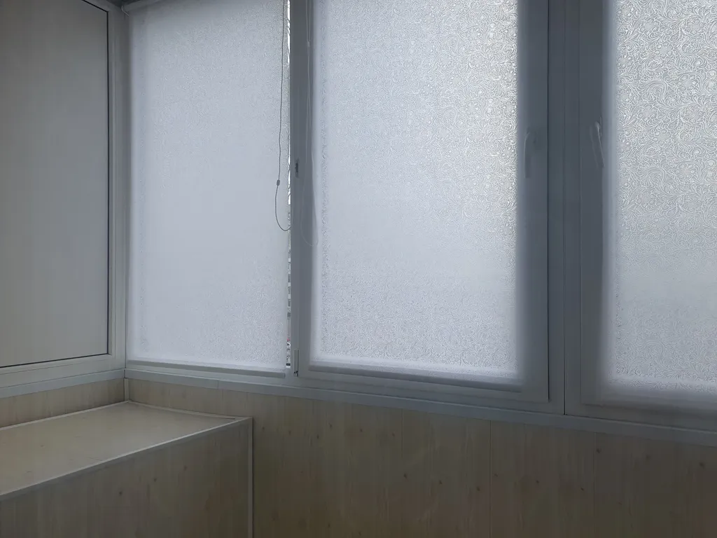 Однокомнатная в брусничных тонах