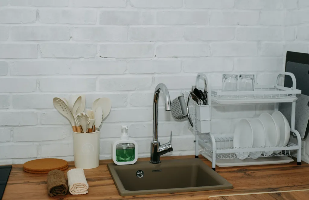 Современная комфортная студия у моря