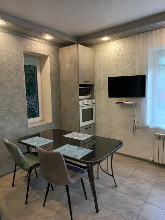 У реки Волга