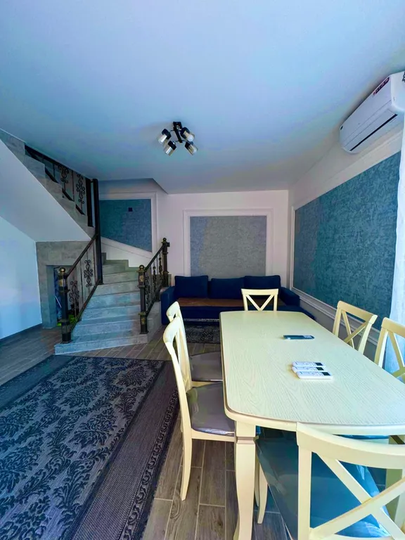 Уютный дом на берегу моря