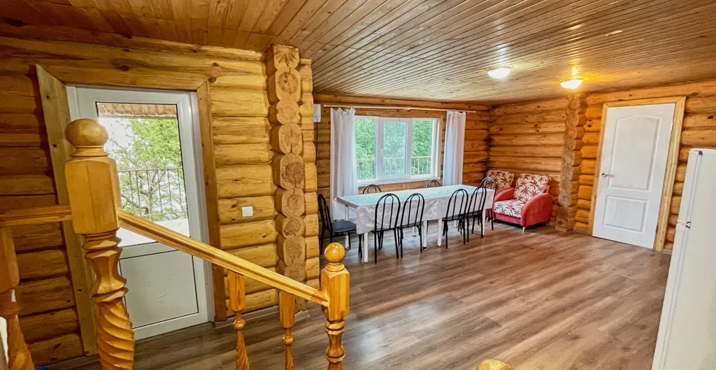 7-комнатный Дом