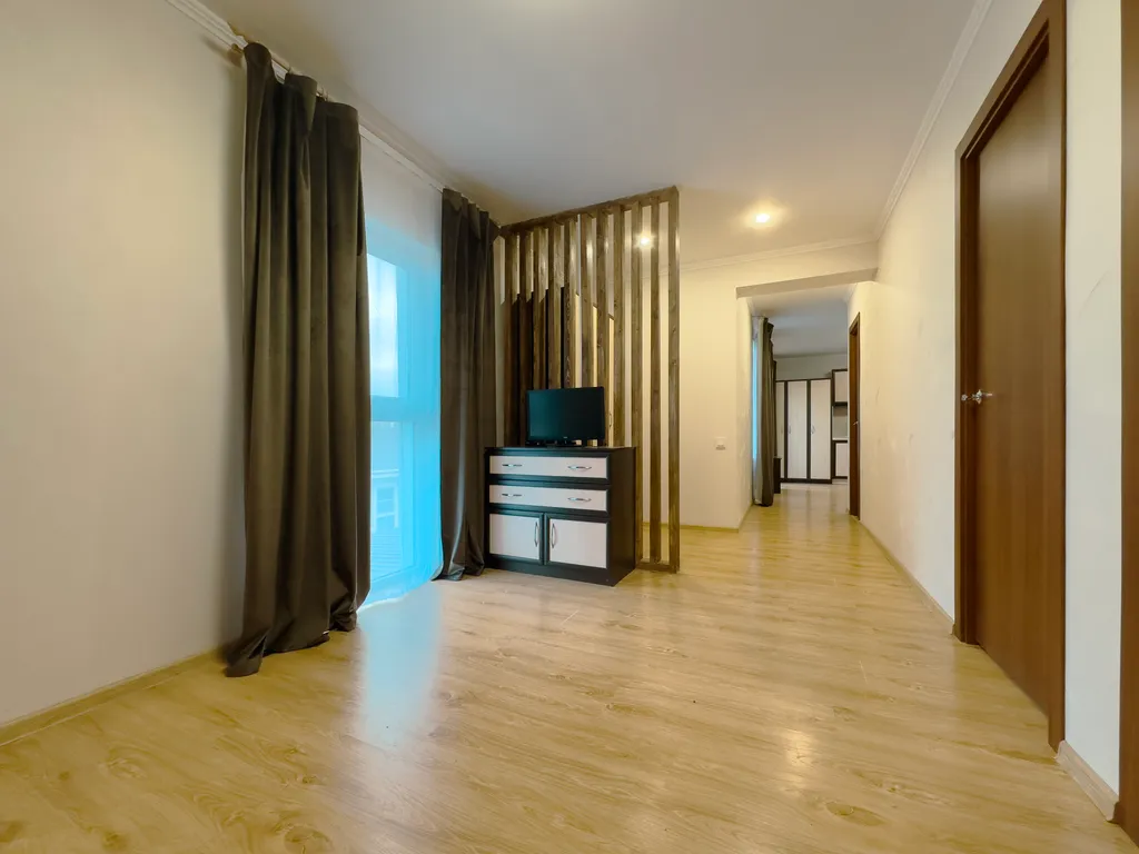 4-комнатная Квартира