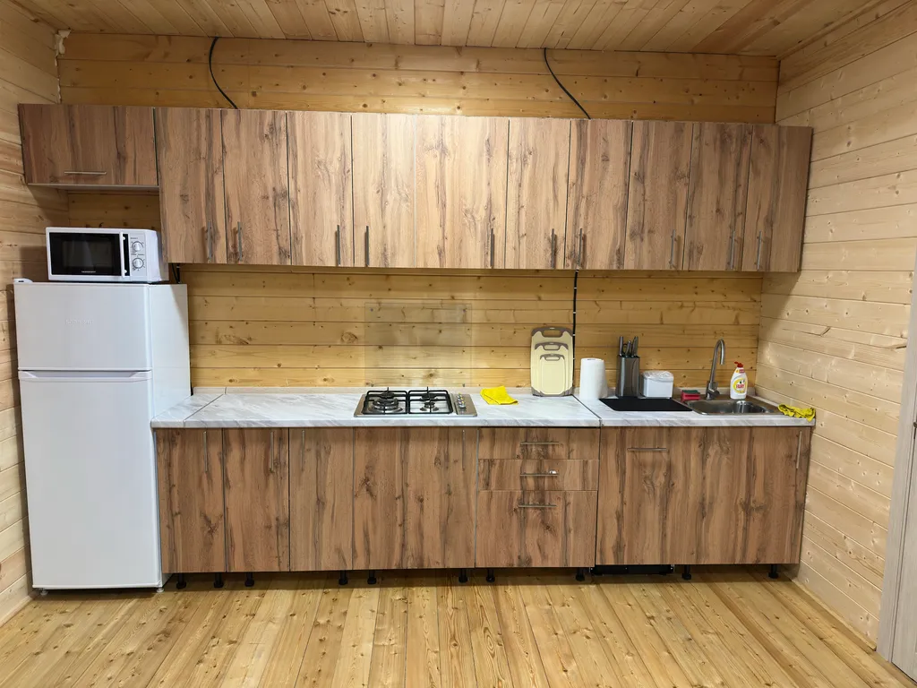 Коттедж Дом с видом на лес — Стеклянный