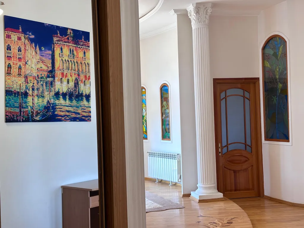 Shakespaere apartment