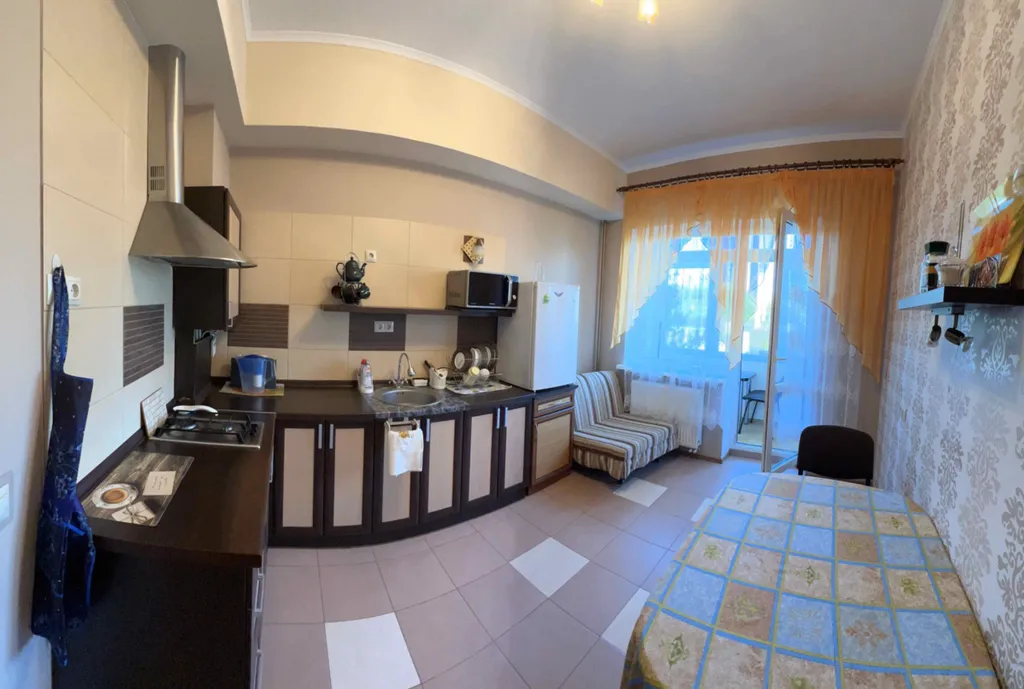 Дом между морем и озером