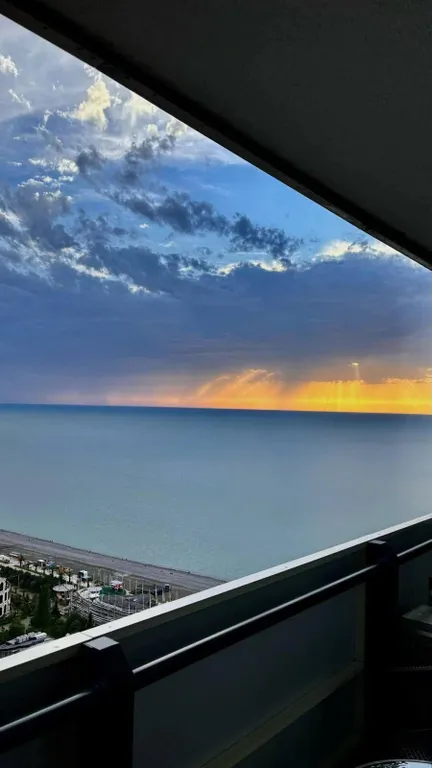 Шик вид на море на первой линии с высоты орби сити