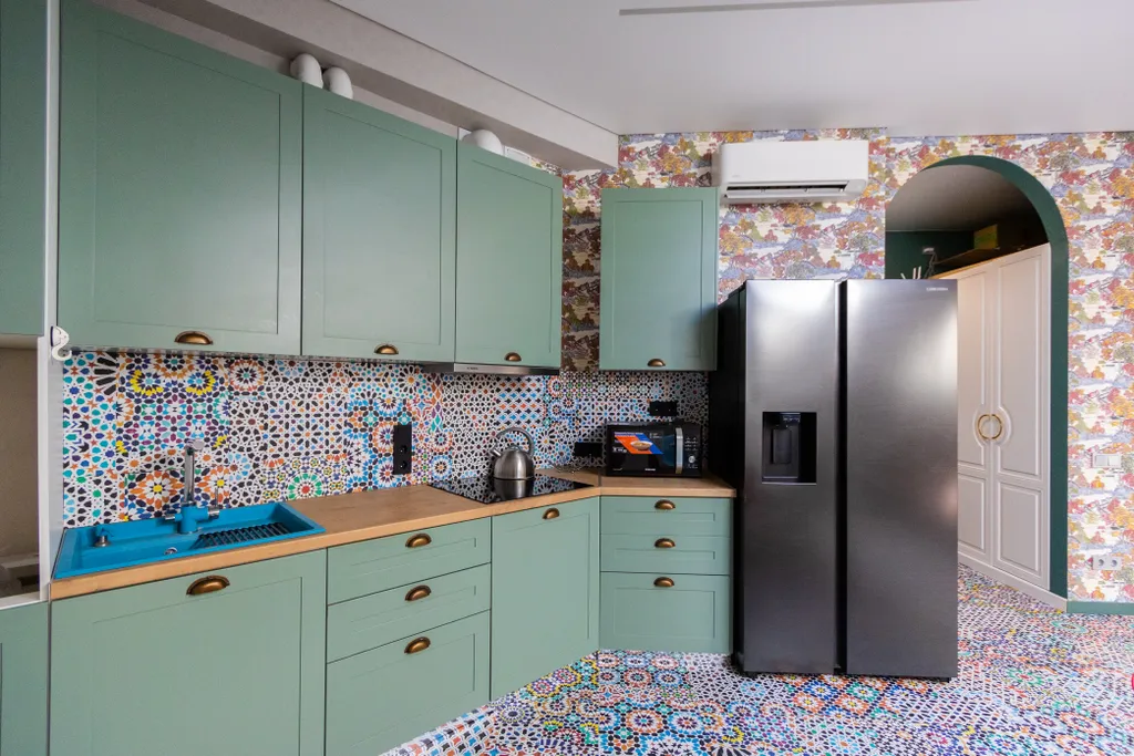 Дизайнерские апартаменты на первой береговой линии, Изумрудный город