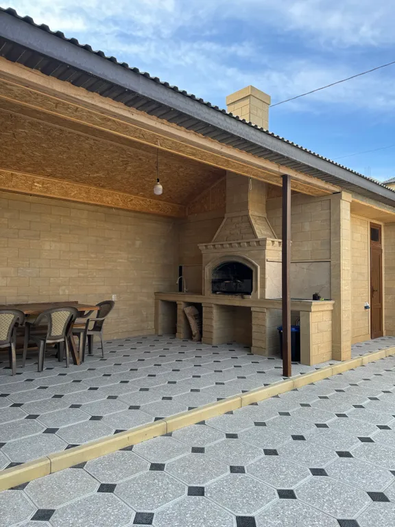 Коттедж на первой береговой