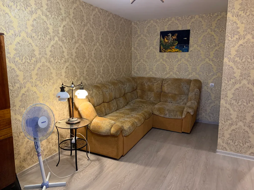 Уютная однокомнатная квартира — аренда посуточно в Осташков (Селигер)