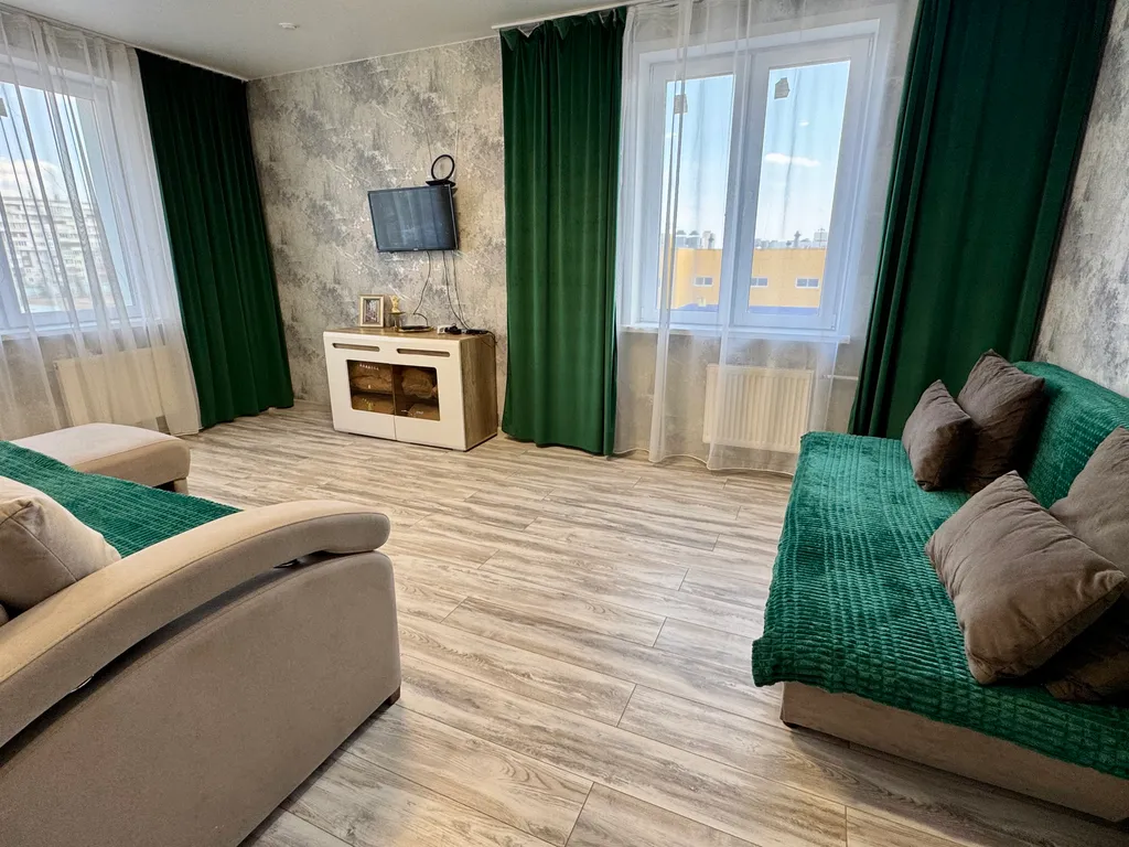 Квартира Комфортная двухкомнатная квартира возле Планеты — Красноярск