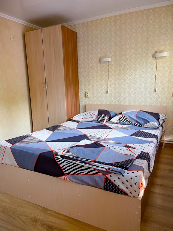 Двухкомнатная квартира с двориком и парковкой