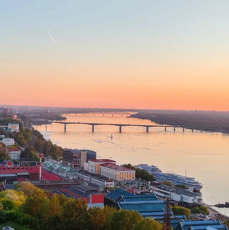 Уютная квартира на высоком этаже с прекрасным видом на реку Кама