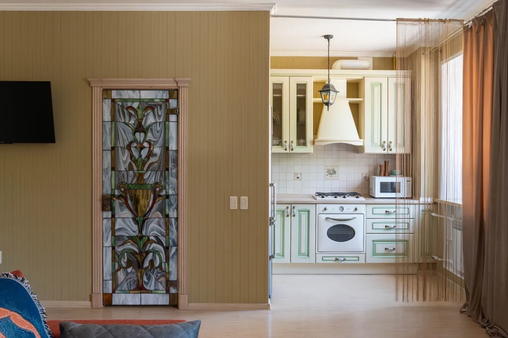 Парижское настроение с видом на Казанский собор