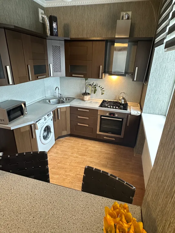 Шикарная квартира класса комфорт в самом центре! Горячая вода есть!