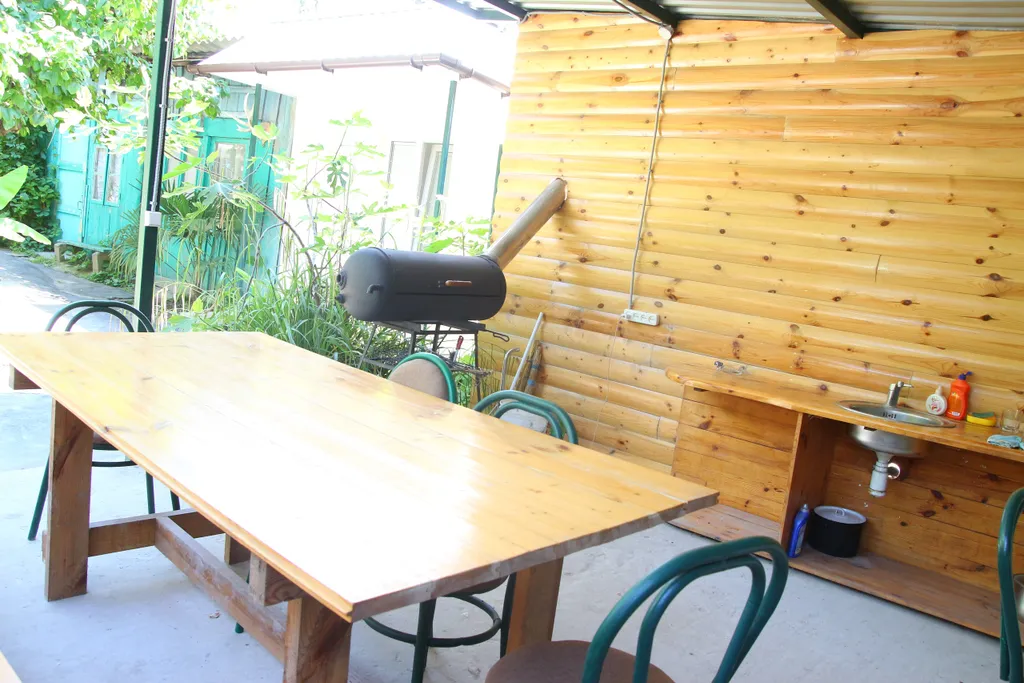 Уютная квартира в частном зелёном дворе