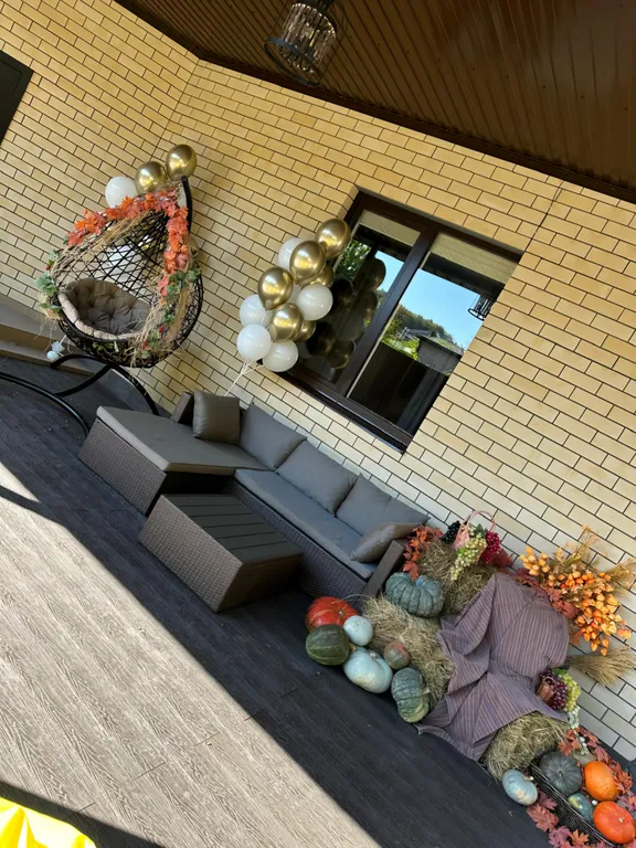 Дом в лесу с теплым бассейном и баней