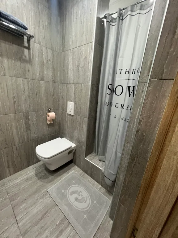 Апартаменты  с террасой с видом на горы в самом центре курорта Красная